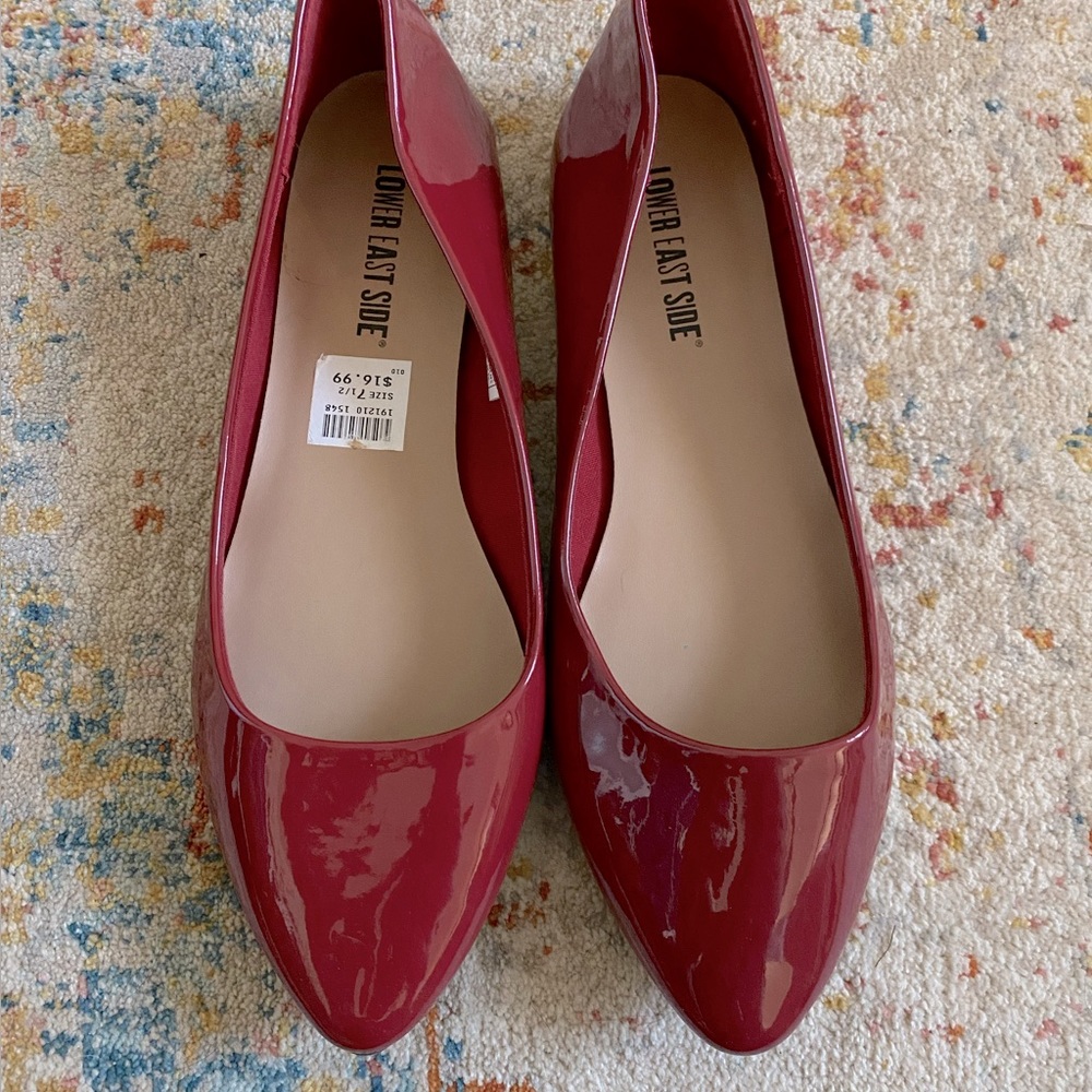 LOWER EAST SIDE Pointed Flats || Size 7.5 || Like New